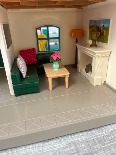 schleich farm house and horse set