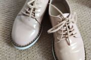 Girls casual shoes size