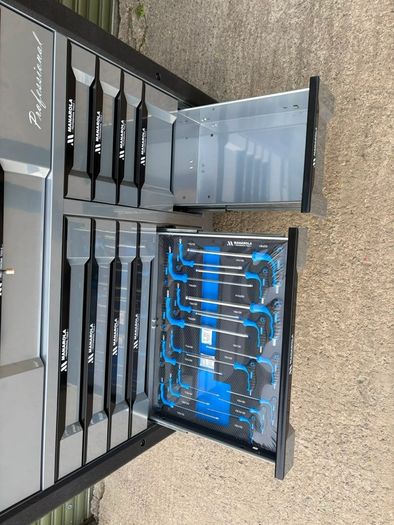 Manarola 12 Drawer Tool Box - Fully Loaded With Tools