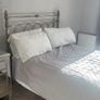 4 foot 6 double bed Image 3