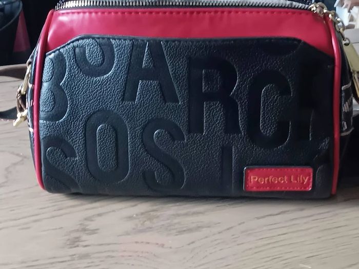 Perfect Lily Black and Red Crossbody Bag