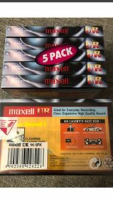Maxell UR 90 Cassette tape