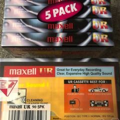 Maxell UR 90 Cassette tape