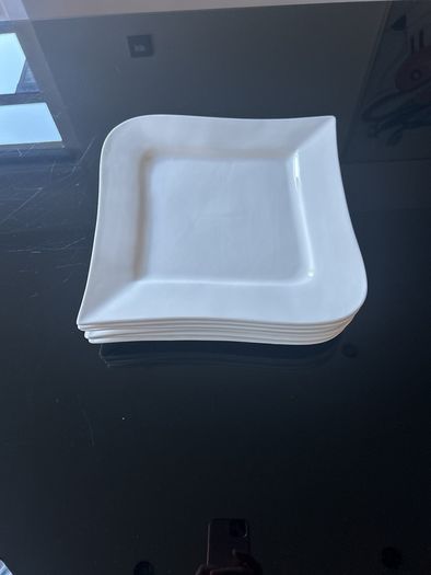 Dinner Plates x 6