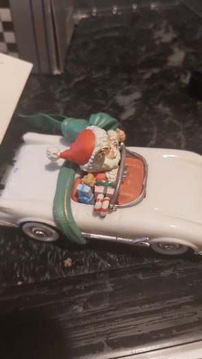 Rare special edition Corvette with Santa new