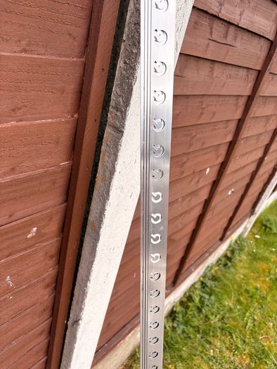 4x Genesis Aluminium Tile Trims - 2.5m - Brand New