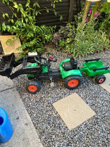 kids tractor