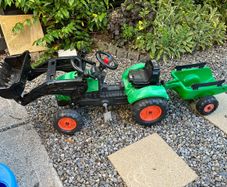 kids tractor