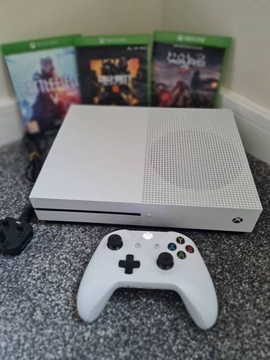 Xbox One S 1TB, Bundle