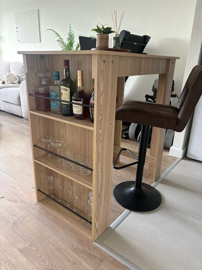 breakfast bar and high stools