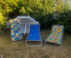 Garden recliners/ sun chairs/beds