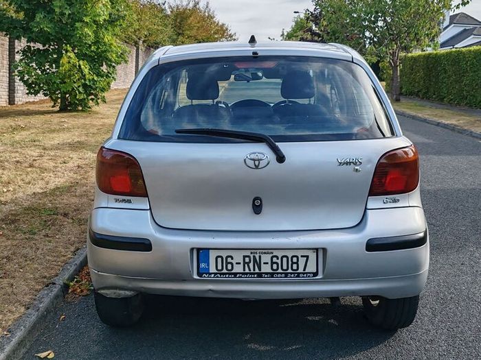 2006 Toyota Yaris