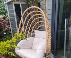 hanging chair