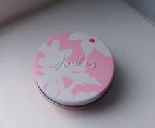 Joules Blackberry Lip Scrub, new