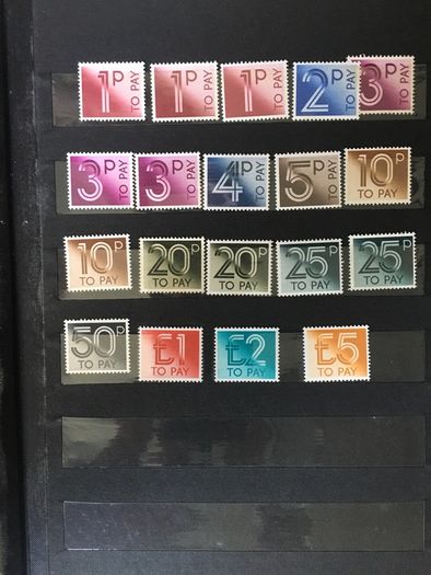 Collection: Great Britain Small Stamp stockbook full of postage due labels both mint (some mounted some mint never hinged) and used. Catalogue certainly in the hundreds