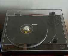Audio-Technica Turntable