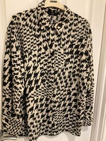 F&F Houndstooth Print Collared Blouse in Multi Black White