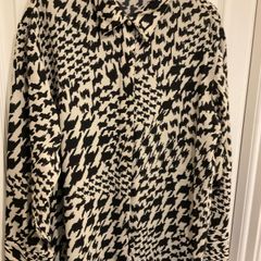F&F Houndstooth Print Collared Blouse in Multi Black White