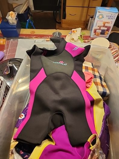 kids wetsuit