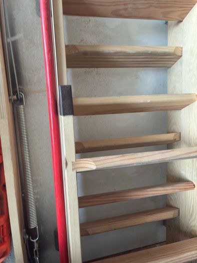 Attic stira stairs