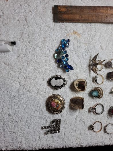 costume jewellery