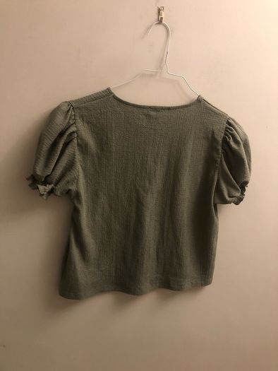 Green top (size 10-12)