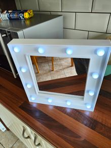 Hollywood light up mirror