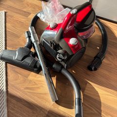 ESSENTIALS C700VC18 Cylinder Bagless Vacuum Cleaner