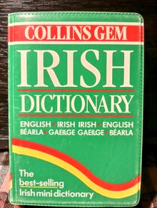 Collins Gem Irish Dictionary