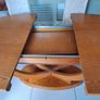 Diningroom table Image 3
