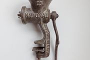 Vintage Spong N25 manual meat grinder