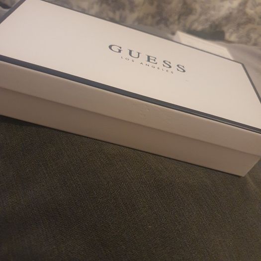 GUESS Wallet/Purse ..  Large Genuine GUESS Leather Wallet  Boxed .. Colour: Black .. Price Drop