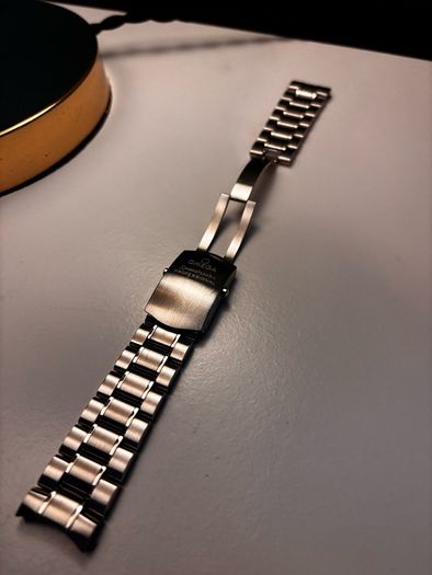 omega speedmaster professional bracelet (2020)