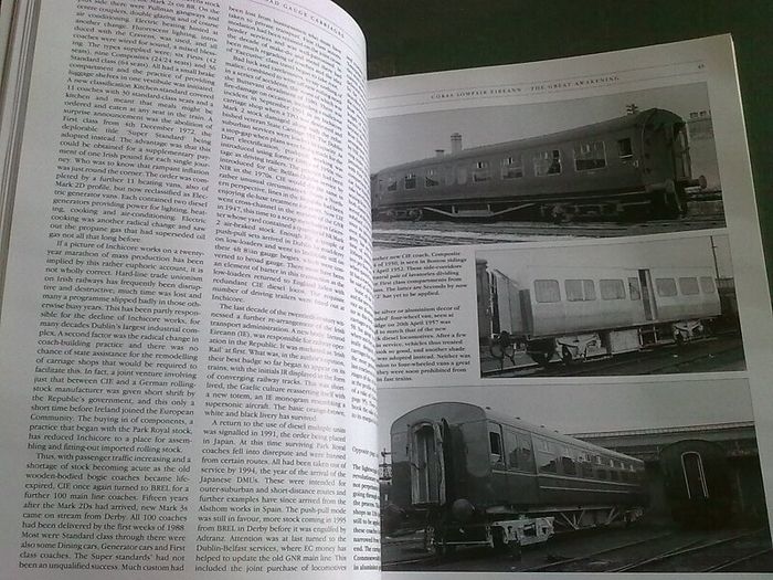 Irish broad gauge carriages Ireland Irish railway history