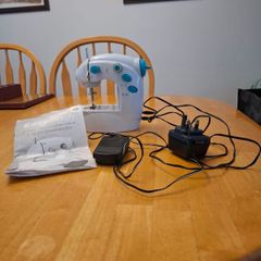 Mini Sewing Machine