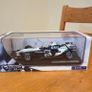 Hot Wheels Racing 1:18 Williams BMW FW27 Mark Webber 2005 F1 Unopened Boxed Image 2