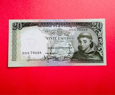 Portugal.  20  Escudos  1964  Pick 167 ( uncirculated )