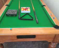 Pool table