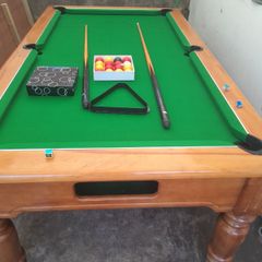 Pool table