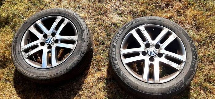 Alloy wheels