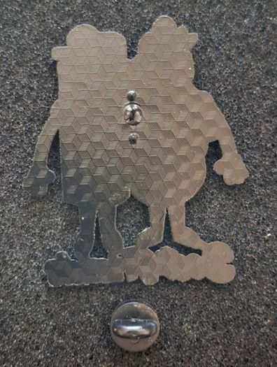 Best friends, pin back badge.
