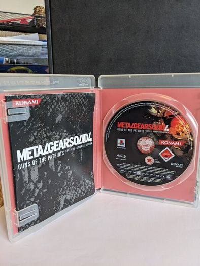 Metal Gear Solid 4 - PS3 complete in box