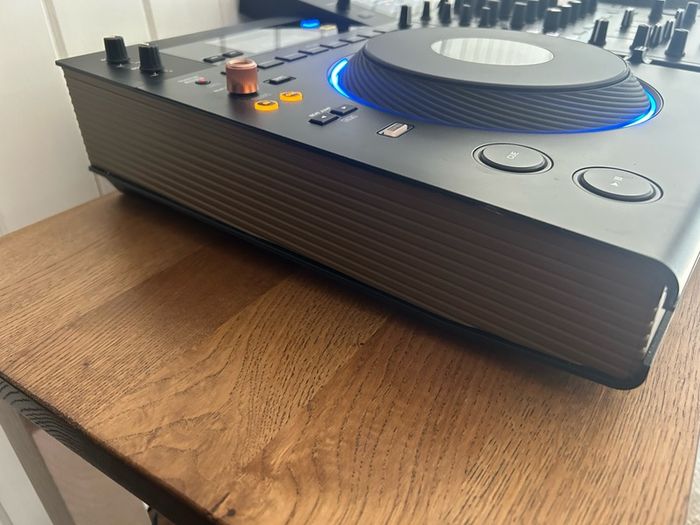 Reduced Reduced Opus Quad And Flight Case