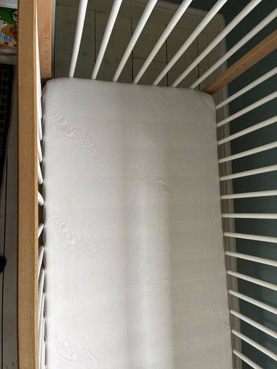 Mokee Mini Cot, 1200mm x 600mm, with Aloe Vera mattress