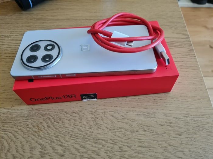 OnePlus 13R