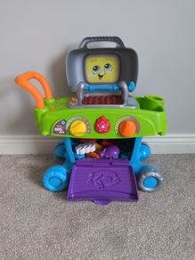 Leapfrog bbq and Janod toy