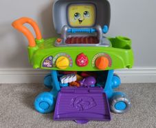 Leapfrog bbq and Janod toy