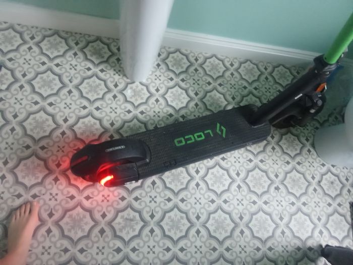Electric scooter