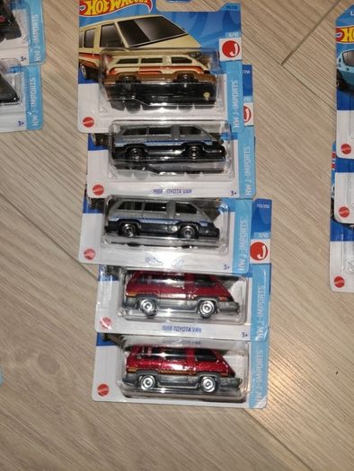 24 Japanese hotwheels