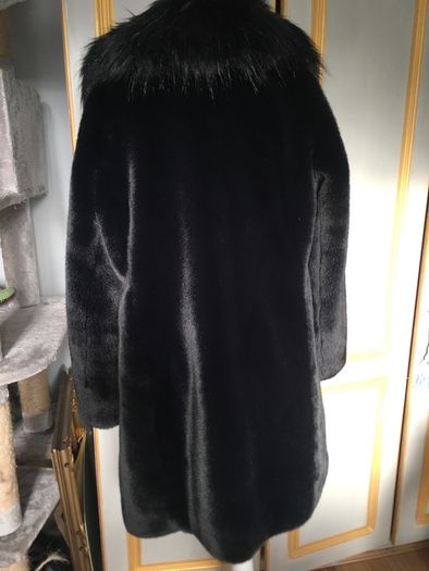 Diane von Furstennerg faux fur coat, new, size M